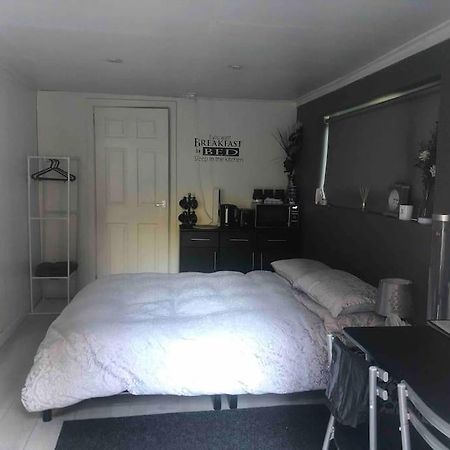 Belfast Private Room, En-Suite & Own Access エクステリア 写真