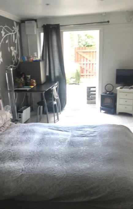 Belfast Private Room, En-Suite & Own Access エクステリア 写真